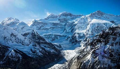 Kanchenjunga Trekking Routes: North Base Camp vs. South Base Camp