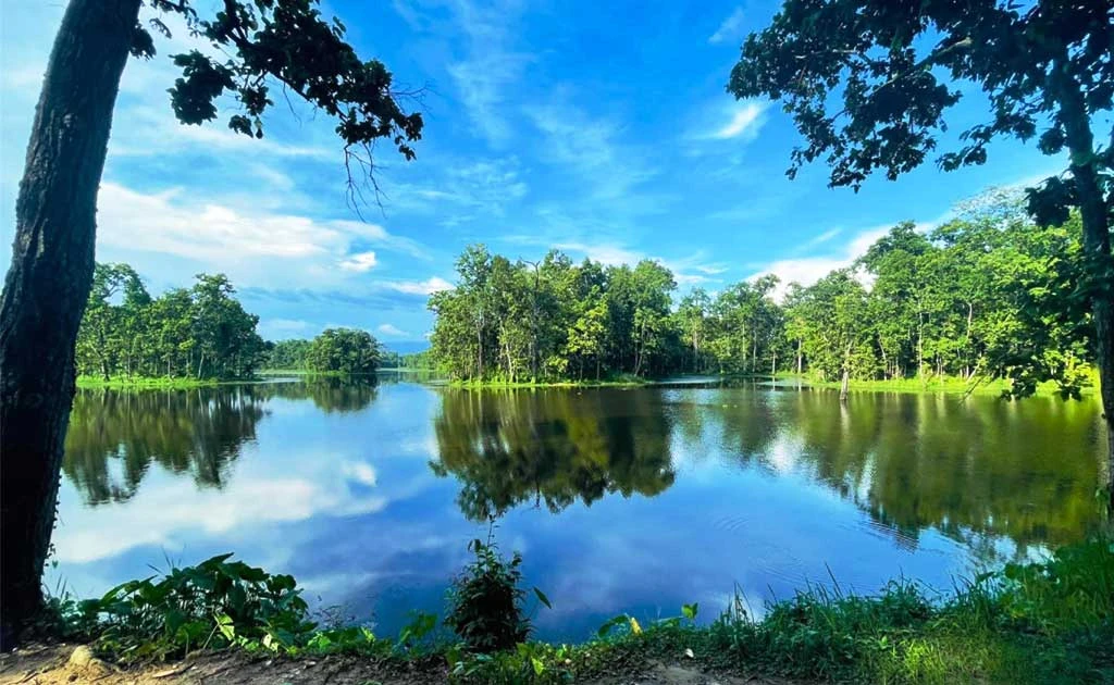 Bish Hazari Taal Travel Guide