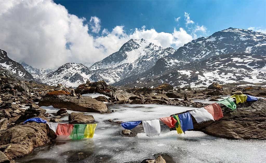 Gosaikunda Lake Travel Guide