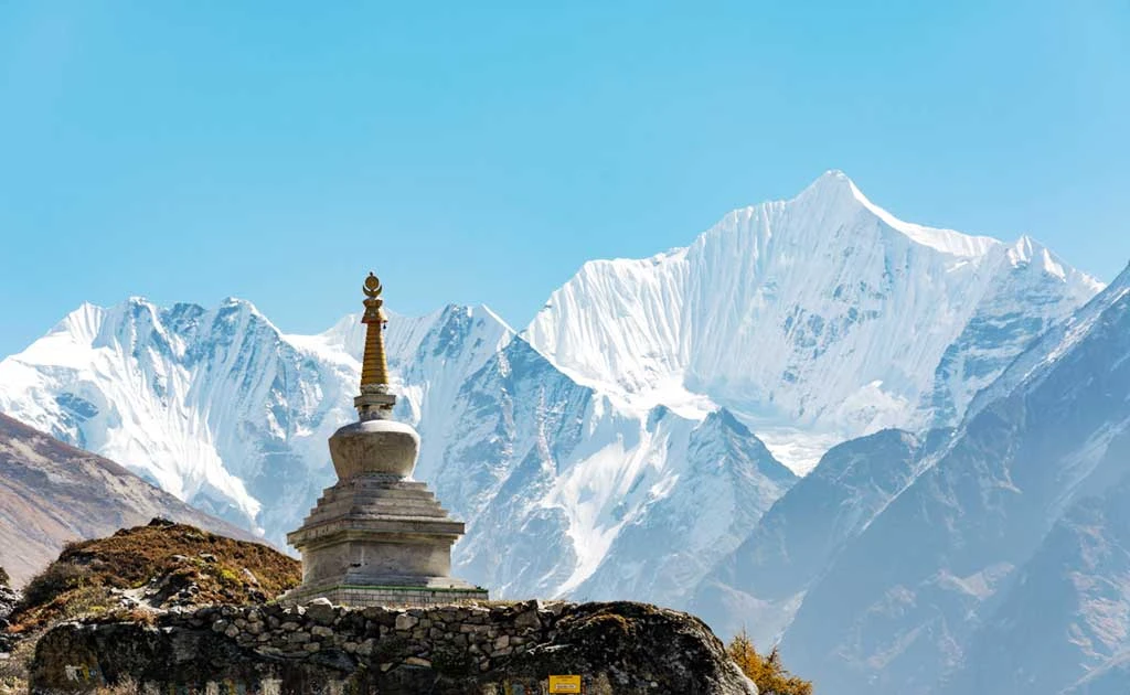 Kyanjin Gompa Travel Guide