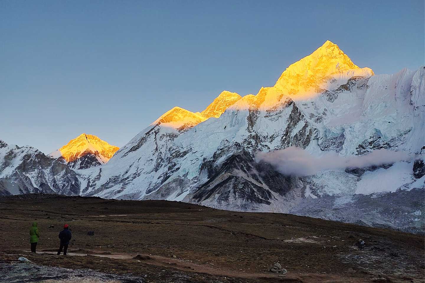 Sunrise over Everest from Kalapatthar Viewpoint