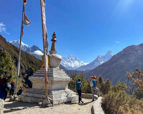 Stupa In Ebc Trek 