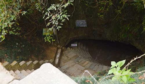 Mahendra Cave Travel Guide