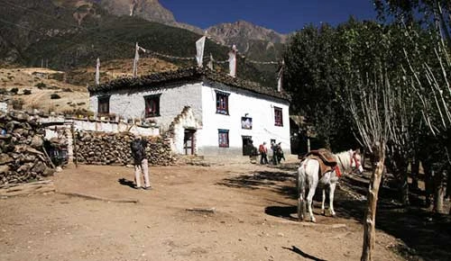 Syangbochen & Samar Village Travel Guide